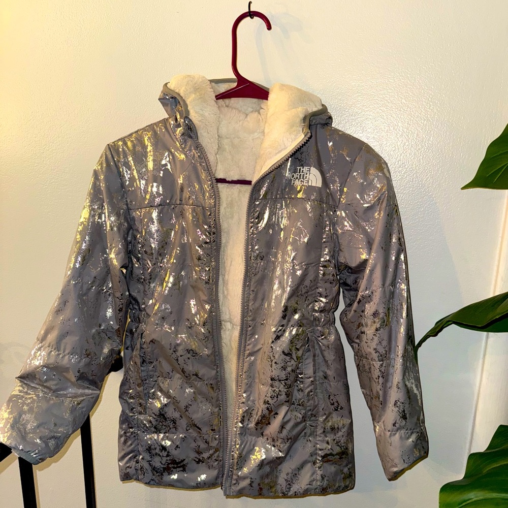 North face girls coat 10/12